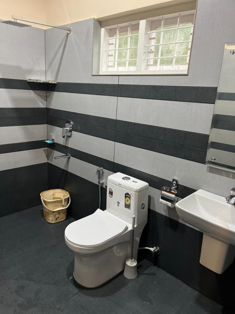 Falcon Riverview Resorts Kuttampuzha Dış mekan fotoğraf